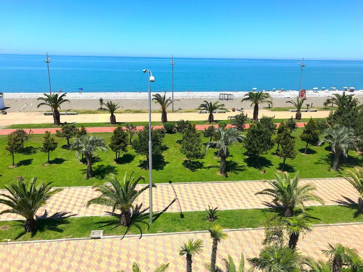 Orbi City Batoumi Extérieur photo